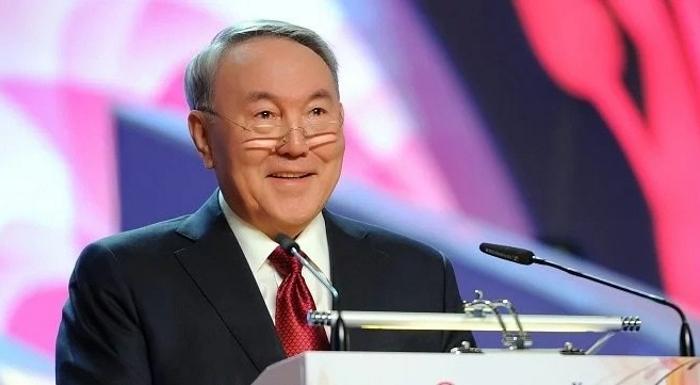Нұрсұлтан Назарбаев қазақстандық жастарға кеңес берді