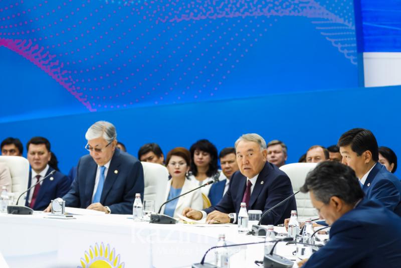 Нұрсұлтан Назарбаев министрлер мен әкімдерді проблемаларды жасырмауға шақырды
