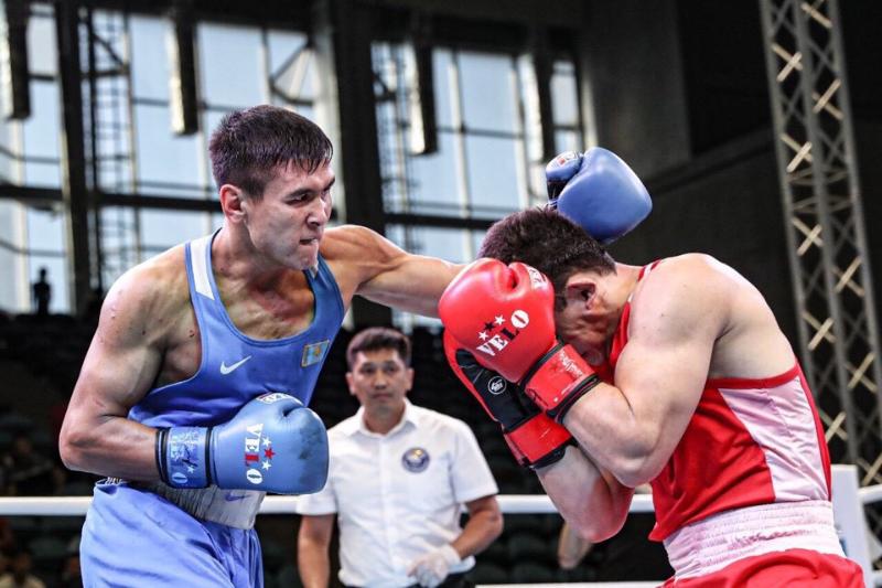 Қызылордалық боксшы әлем чемпионатының ширек финалына өтті